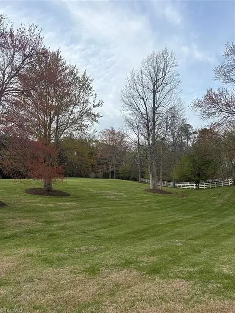 0 Laurel Creek Dr, Mount Airy, NC 27030