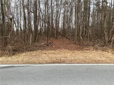 5724 Frieden Church Rd, Mcleansville, NC 27301