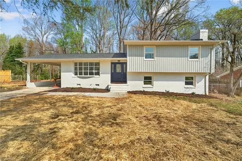 3547 Cherry Ln, Greensboro, NC 27405