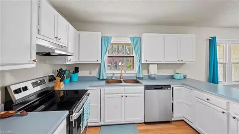 Kitchen - 4903 Westhaven Ln, Trinity, NC 27370 photo 2 of 3