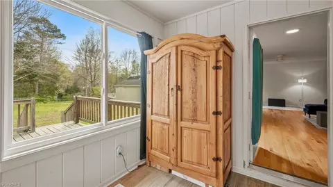Entry Way - 4903 Westhaven Ln, Trinity, NC 27370 photo 1 of 2