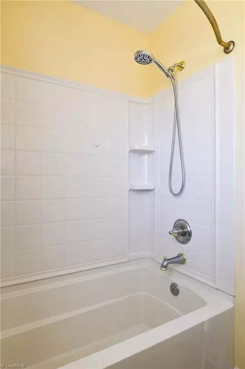 302 Mountainbrook Dr, King, NC 27021 photo 16
