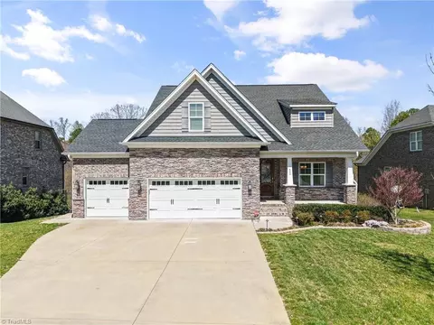 633 Ryder Cup Ln, Clemmons, NC 27012