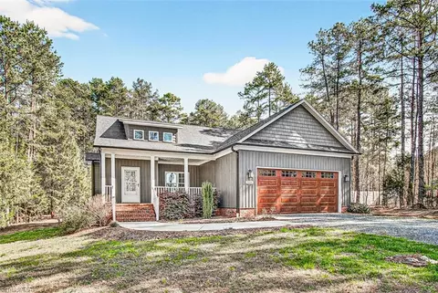 2526 Stutts Rd, Asheboro, NC 27205