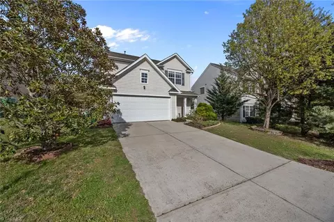 Exterior - 752 Celtic Crossing Dr, High Point, NC 27265 photo 2 of 7