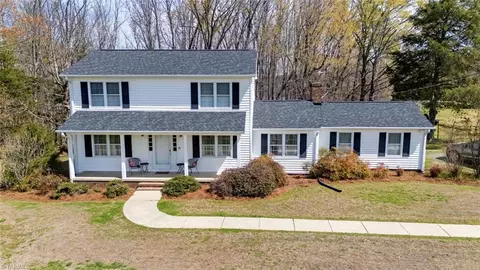 623 Stoney Creek Church Rd, Burlington, NC 27217