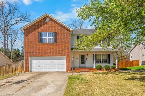 5460 Angel Oaks Dr, Winston Salem, NC 27105