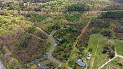 9029 Stack Rd, Colfax, NC 27235 photo 4