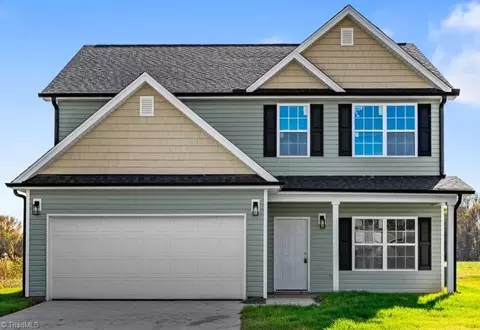 832 Deadmon Rd, Mocksville, NC 27028