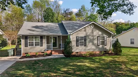 7408 Poplar Grove Trl, Greensboro, NC 27410