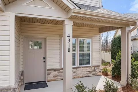 4310 Mossy Wood Cir, Greensboro, NC 27409
