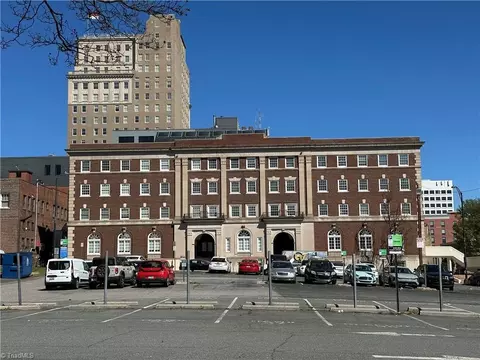 315 N Spruce St #301, Winston Salem, NC 27101