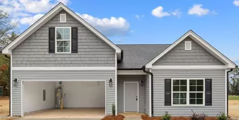 838 Deadmon Rd, Mocksville, NC 27028