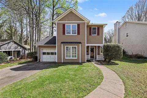 1185 Lamont Dr, Winston Salem, NC 27103