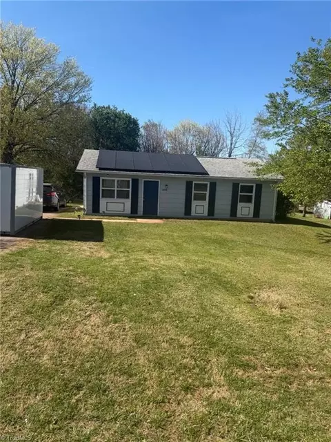 1608 Ballymena Dr, Reidsville, NC 27320
