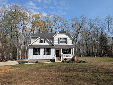 4002 Williams Dairy Rd, Greensboro, NC 27406