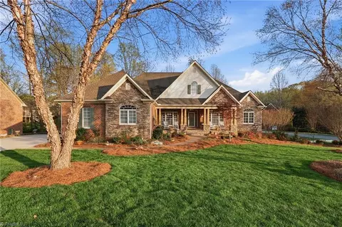 613 Nickel Creek Ct, Kernersville, NC 27284