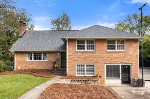 3201 Crittenden Ct, Winston Salem, NC 27106