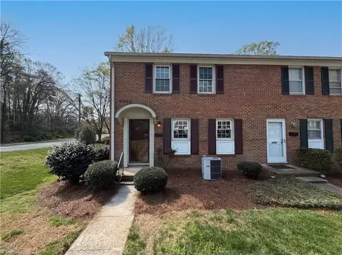 4050 Huntingreen Ln #A, Winston Salem, NC 27106
