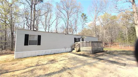 316 Substation Rd, Troy, NC 27371