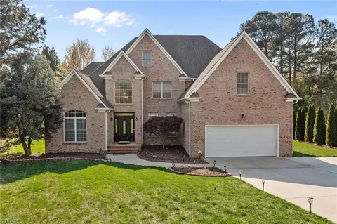 3224 Somerton Pl, Burlington, NC 27215