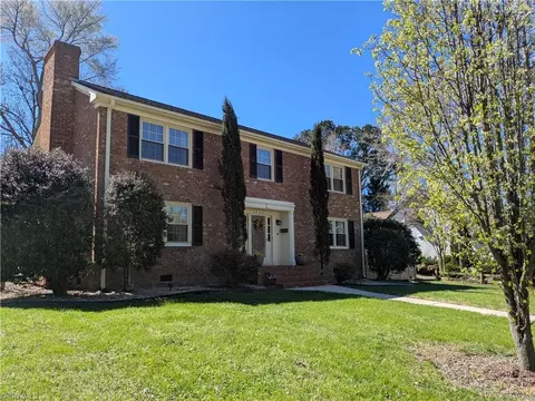 2838 Bedford St, Burlington, NC 27215