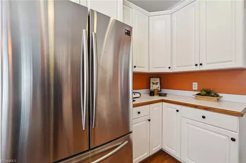 Kitchen - 3833 Wesseck Dr, High Point, NC 27265 photo 3 of 4