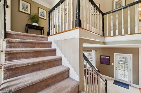 Entry Way - 3833 Wesseck Dr, High Point, NC 27265 photo 6 of 10
