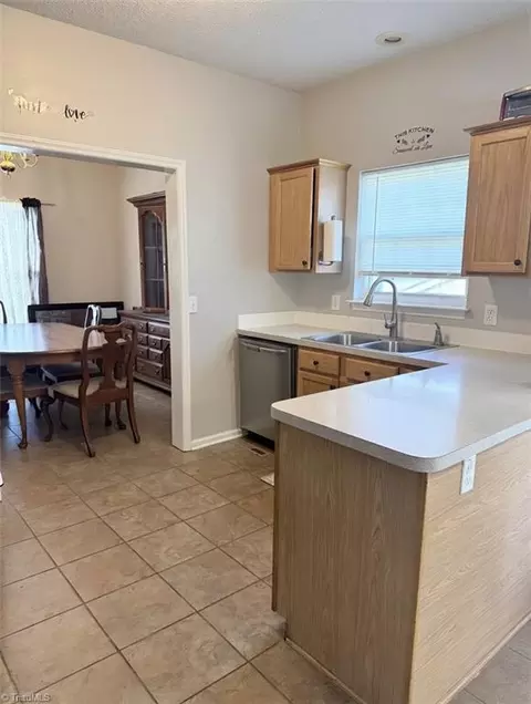 Kitchen - 108 Willow Bend Dr, King, NC 27021 photo 2 of 2