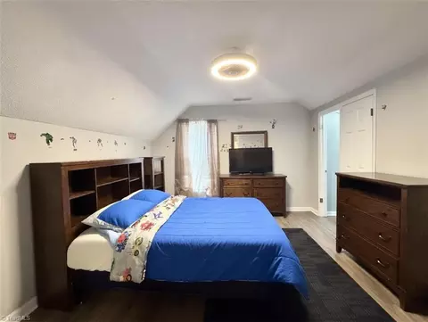 Bedroom - 108 Willow Bend Dr, King, NC 27021 photo 4 of 5
