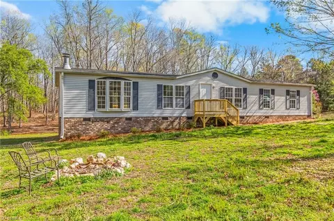 9274 W Us Highway 64, Trinity, NC 27370 photo 3