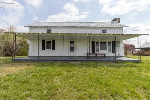 1757 Jewel Rd, Danbury, NC 27016