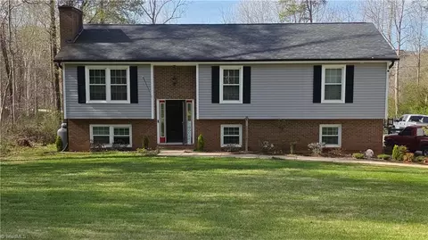 960 Rhine Rd, Germanton, NC 27019