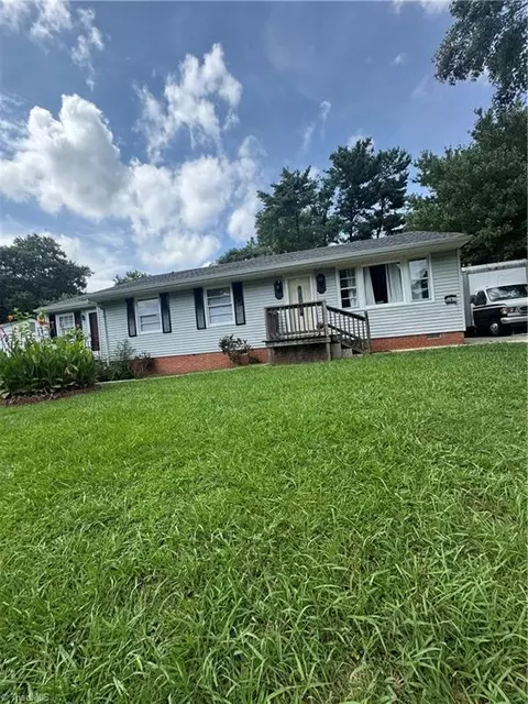 2004 Bailiff St, Greensboro, NC 27403