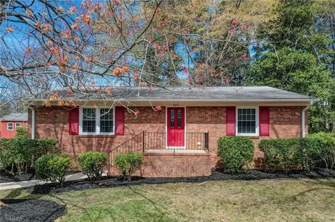 805 Claymore Ct, Reidsville, NC 27320