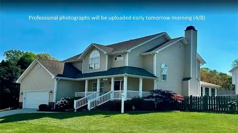 3303 Bardwell Rd, Greensboro, NC 27410