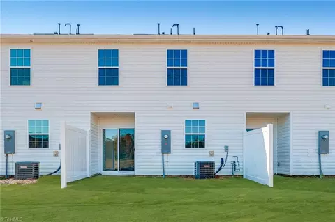 Exterior - 216 Plumtree Ct, King, NC 27021 photo 3 of 3