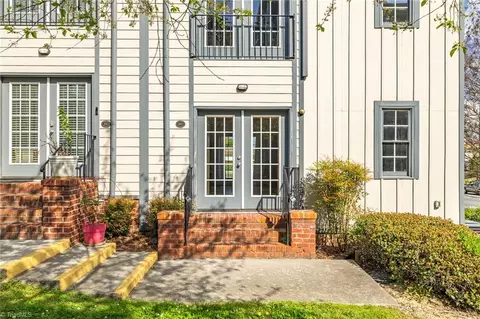 445 Mcadoo Ave, Greensboro, NC 27406