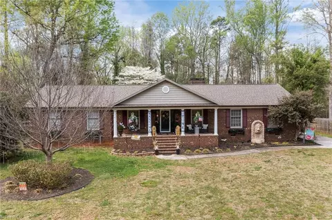 117 Forestview Dr, Elon, NC 27244