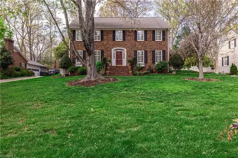 3610 Redfield Dr, Greensboro, NC 27410