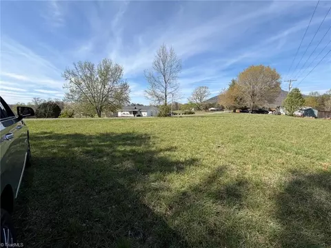 3 04 Ayers Rd, Pinnacle, NC 27043 photo 34