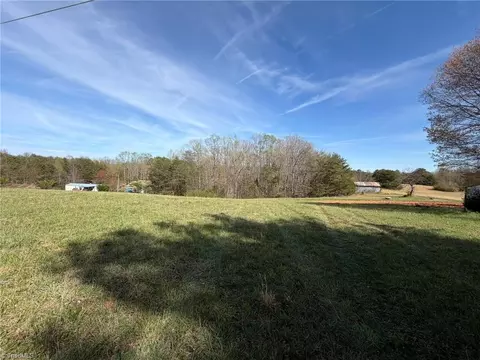 3 04 Ayers Rd, Pinnacle, NC 27043 photo 23