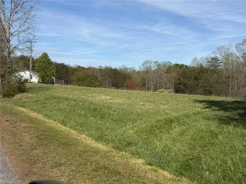 3 04 Ayers Rd, Pinnacle, NC 27043 photo 16