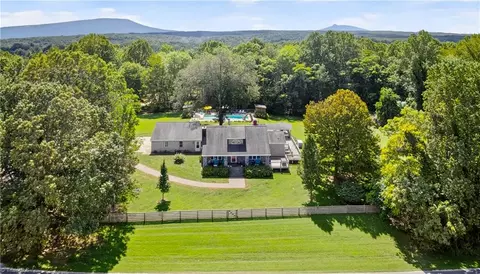 1119 Brown Mountain Rd, Westfield, NC 27053