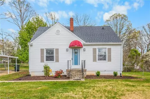 641 Willowbrook Ln, Winston Salem, NC 27104