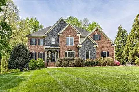 602 Wigeon Dr, Greensboro, NC 27455