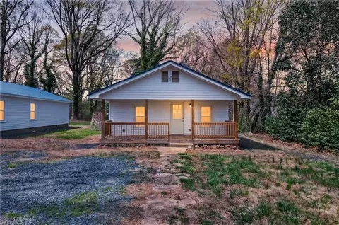 527 Booker T Washington Ave, Asheboro, NC 27203