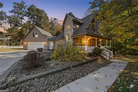 Exterior - 5172 Jordan Valley Rd, Trinity, NC 27370 photo 7 of 11