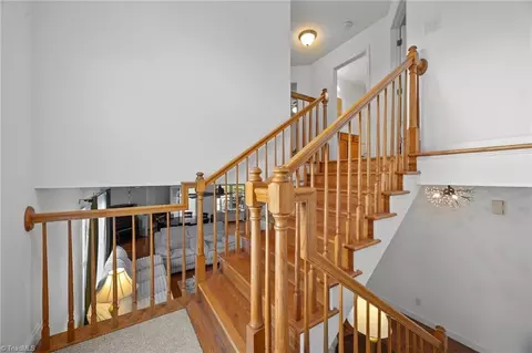 Entry Way - 5172 Jordan Valley Rd, Trinity, NC 27370 photo 5 of 5