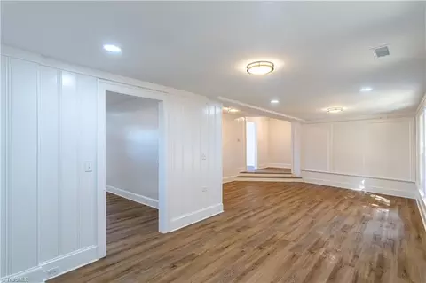 Living - 178 Salisbury St, Denton, NC 27239 photo 1 of 5